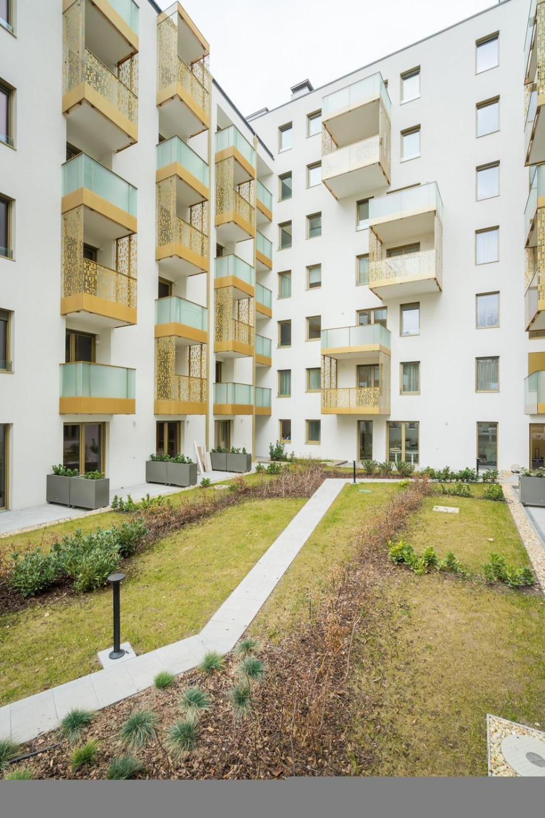 Comfort Court Apartment - Free Parking, Balcony Budapest Exterior photo